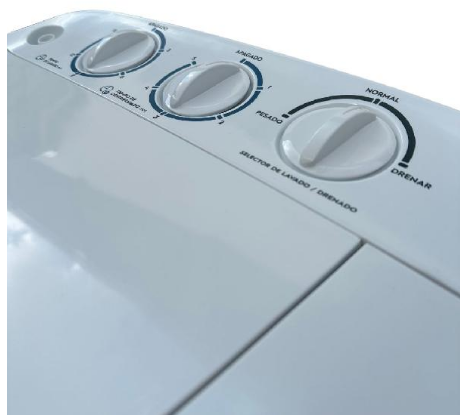 LAVADORA WESTINGHOUSE  DOBLE POZO 15 LIBRAS 7KG  WWTB07M7MUWW