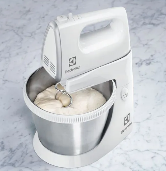 BATIDORA DE PEDESTAL ELECTROLUX 5 VELOCIDADES ESM30