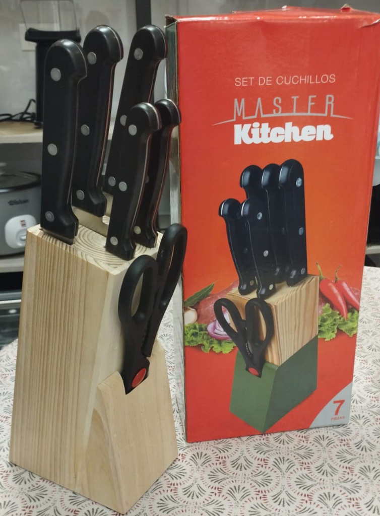 SET DE CUCHILLOS MASTER KITCHEN 7 PIEZAS